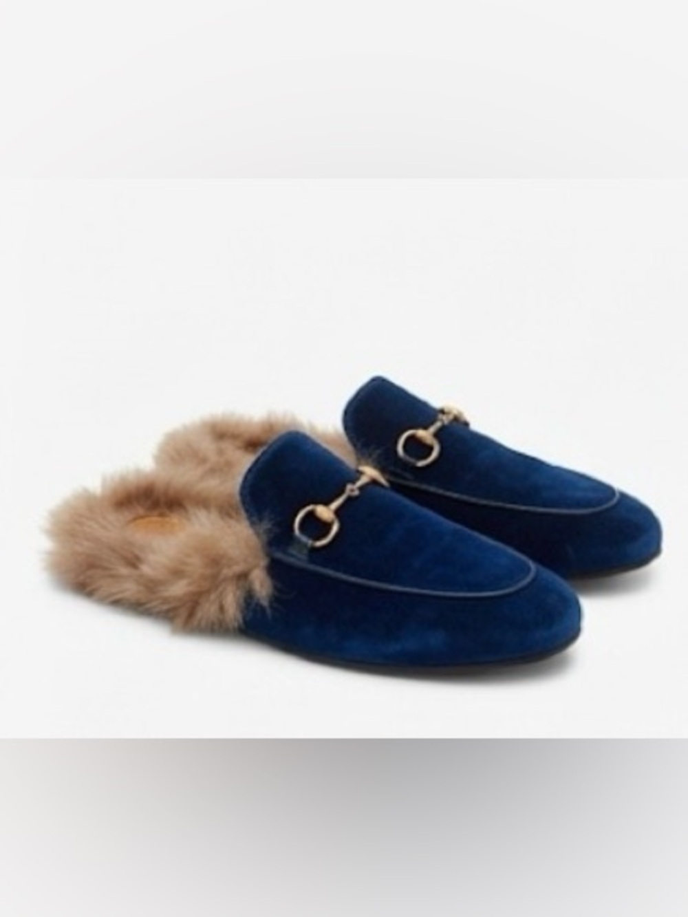 Blue Velvet Gucci fur Princetown